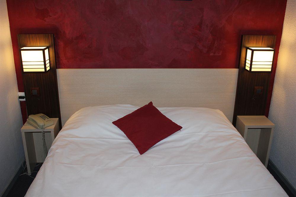 The Originals City, Hotel Novella Confort, Nantes Est Carquefou Exterior foto